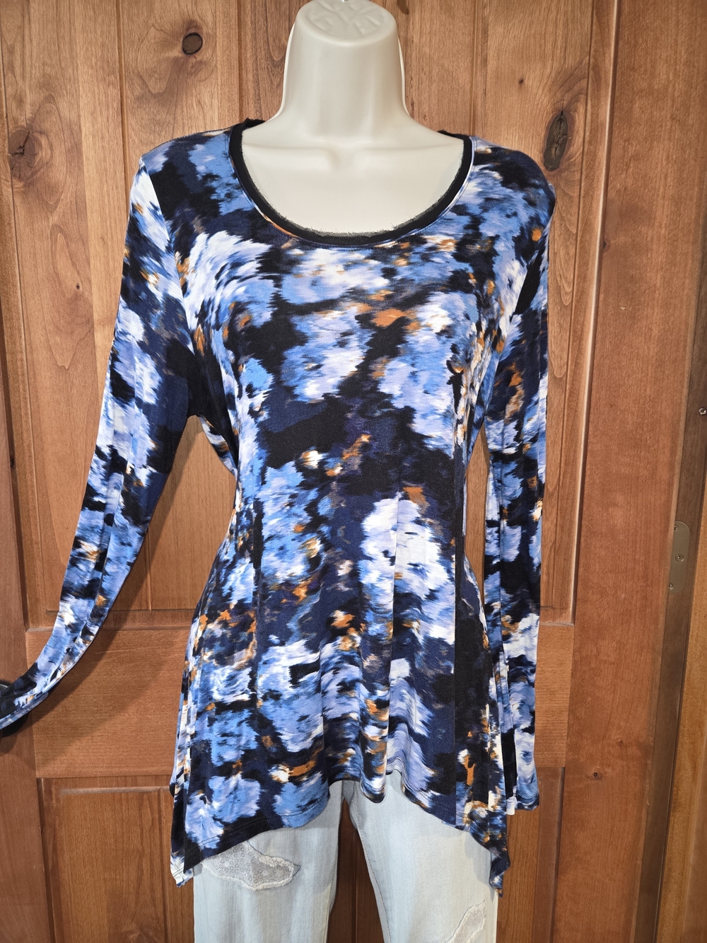 Simplyβ Vera Vera Wang Blue & Black Abstract Long-Sleeve Tunic